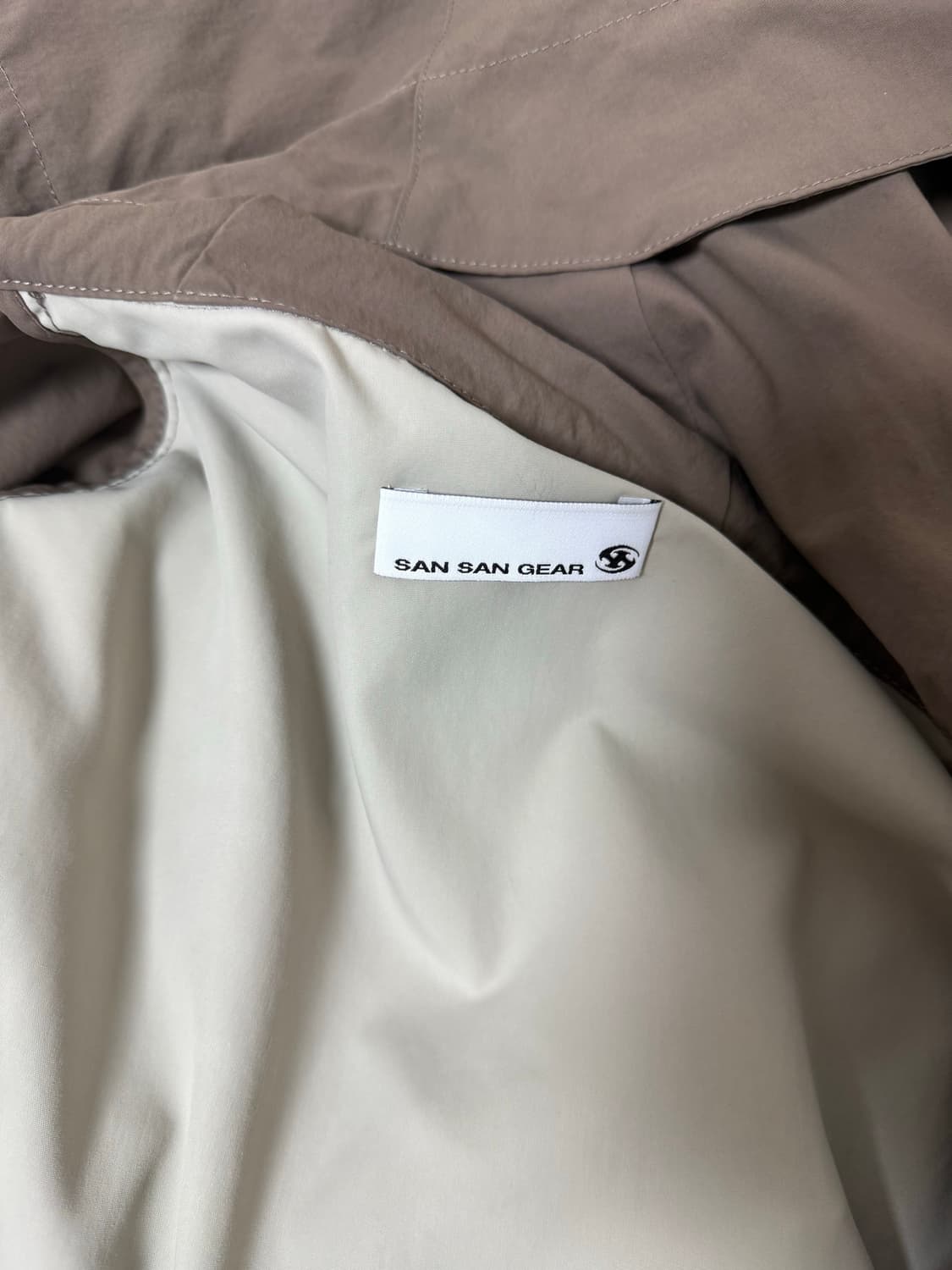 산산기어 알파 자켓 브라운 22FW 상품이미지3