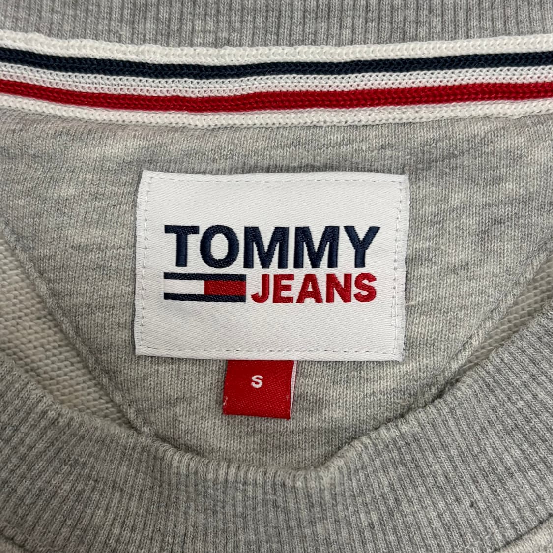 타미진 타미힐피거 그레이 맨투맨 상품이미지4