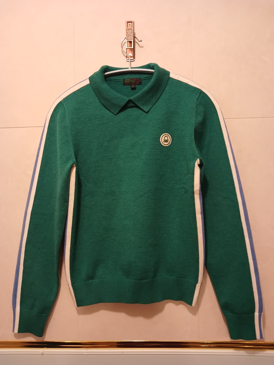 베네통 정품 여성 니트 긴팔 카라티 90 (S) 사이즈 상품이미지1