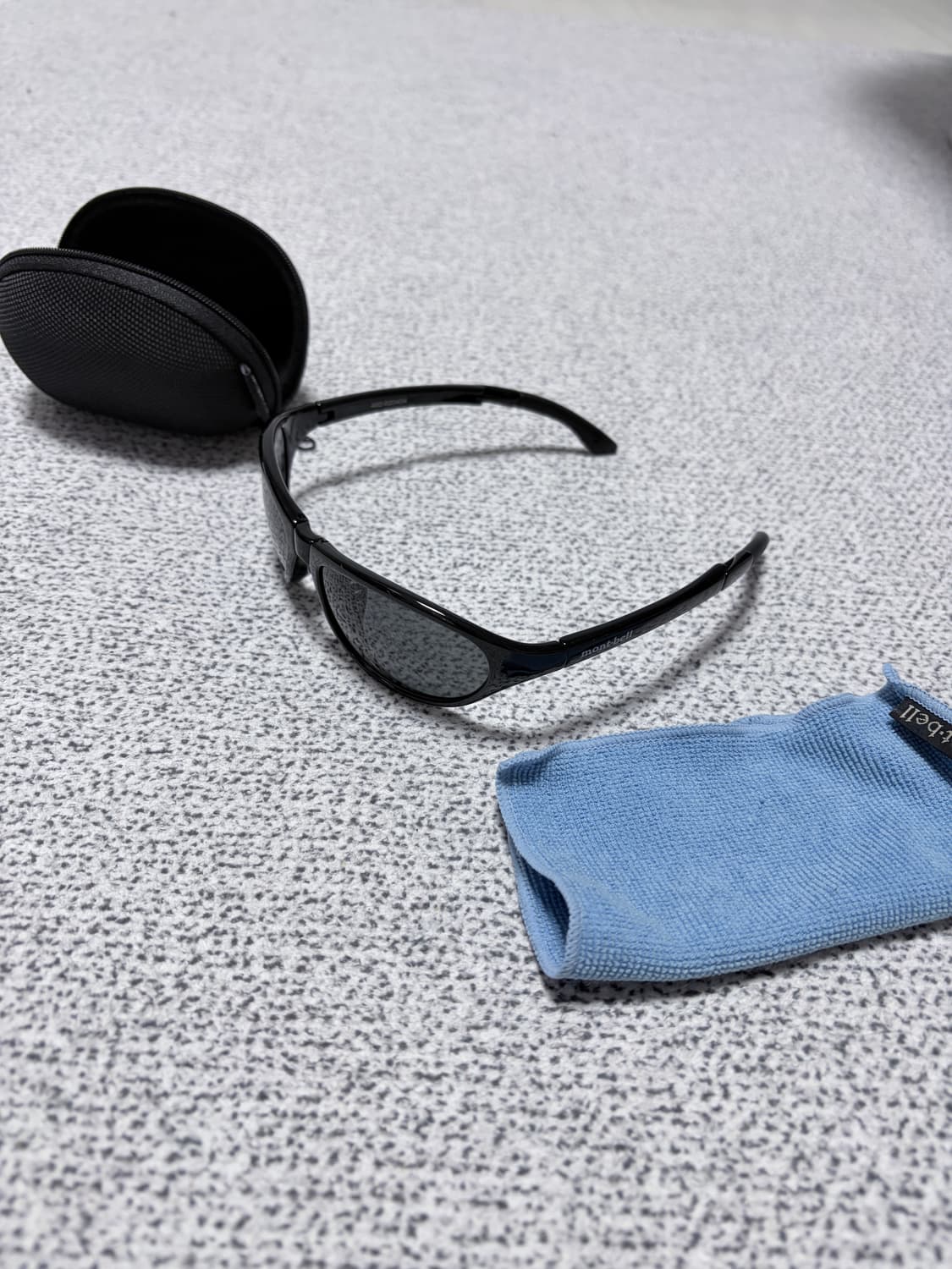 몽벨선글라스 블랙 상품이미지1