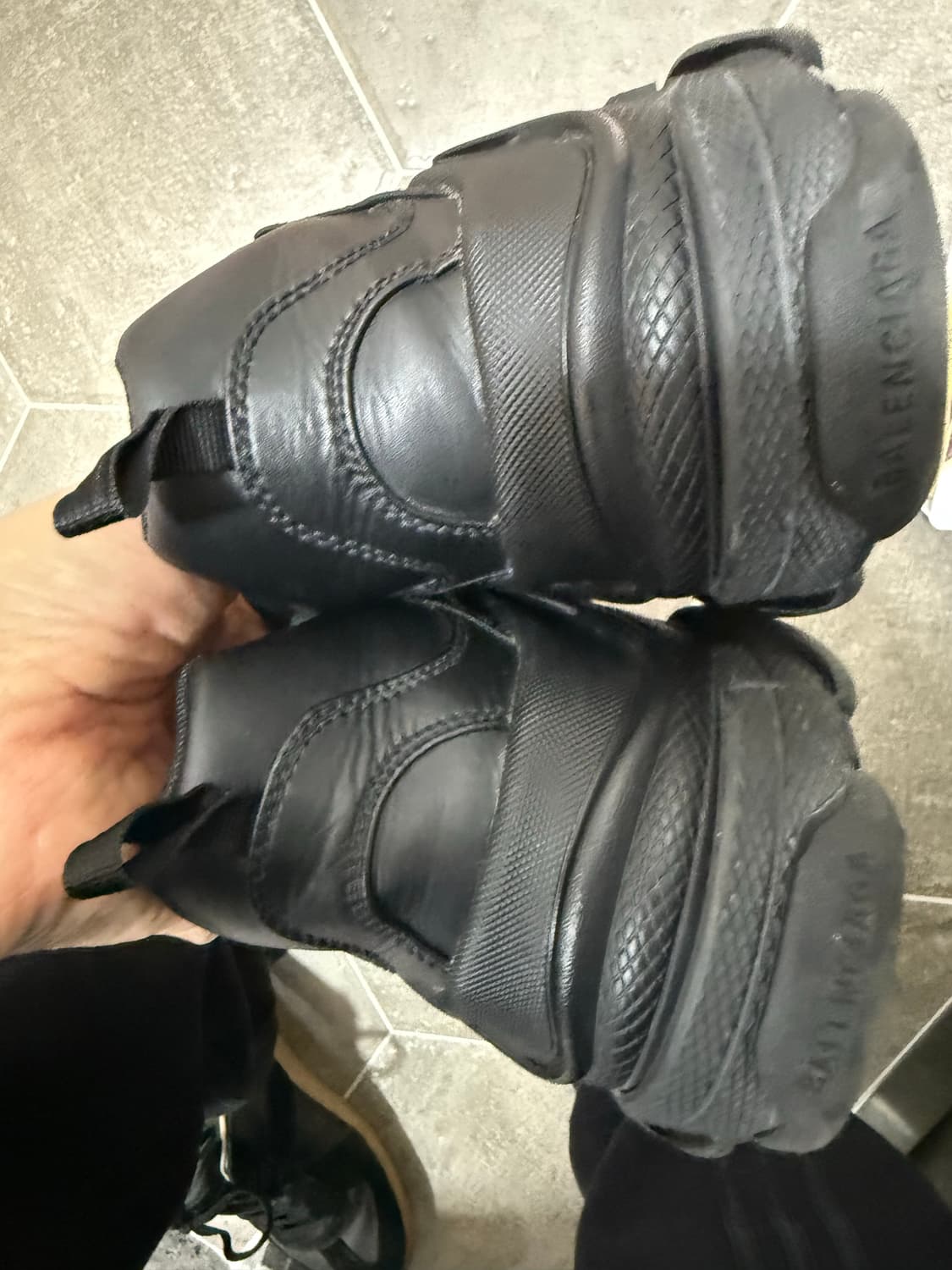 발렌시아가 트리플S 스포티 44 사이즈 상품이미지3