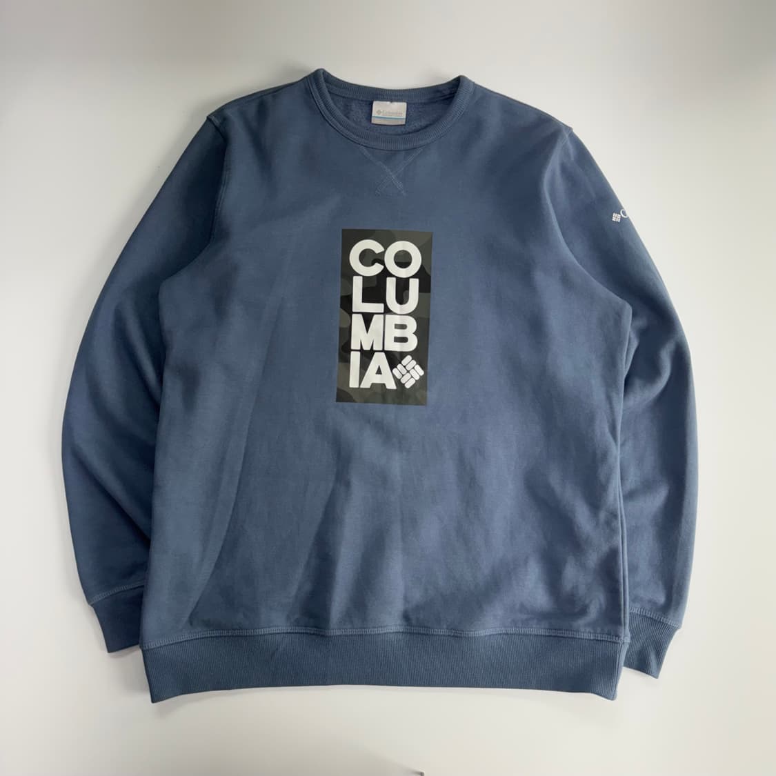 Columbia 콜롬비아 카모 로고 블루 맨투맨 상품이미지3