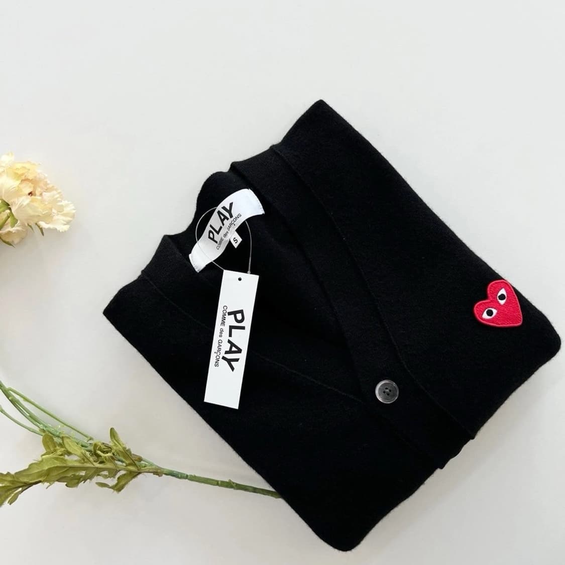 꼼데가르송 레드와펜 V넥 가디건 상품이미지2