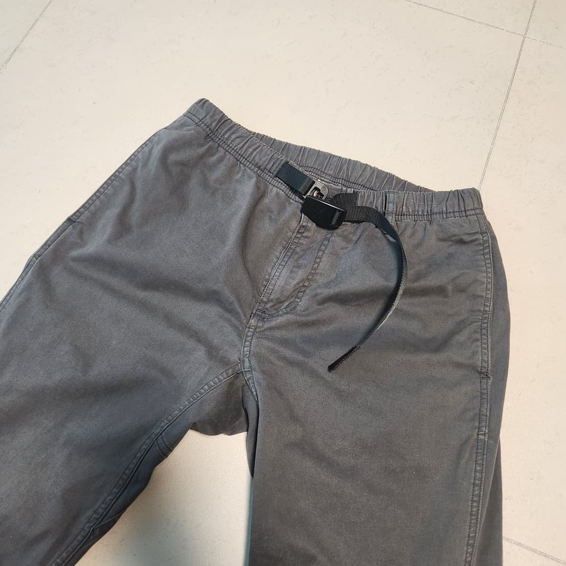 그라미치 다크 그레이 코튼 팬츠 상품이미지1