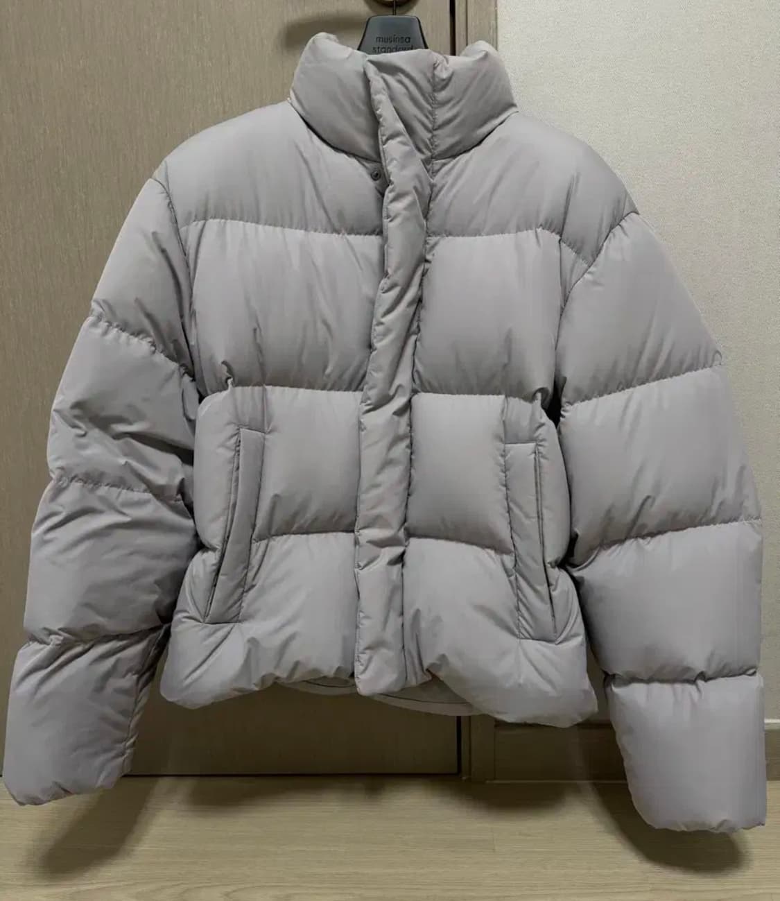 무신사 스탠다드 프리미엄 구스다운 패딩 L 상품이미지1
