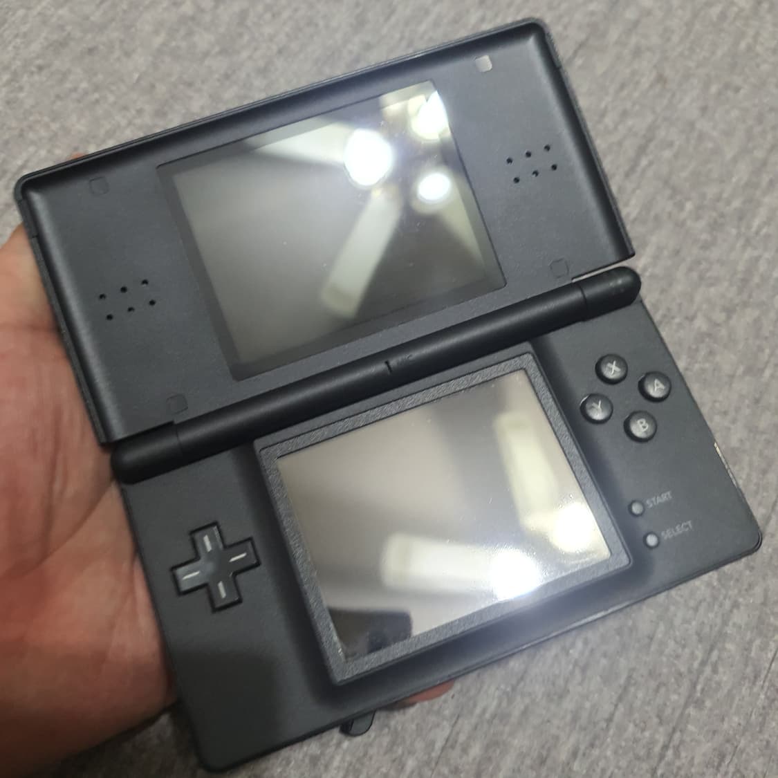 블랙 색상 닌텐도 DS Lite 상품이미지5