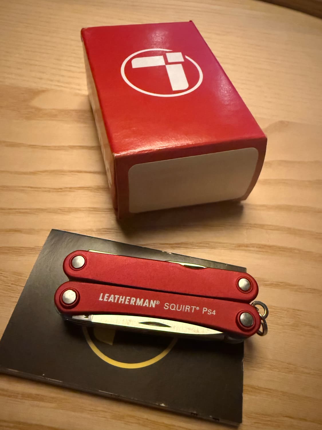 21SS 슈프림 레더맨 스쿼트 ps4 멀티툴 레드 상품이미지4