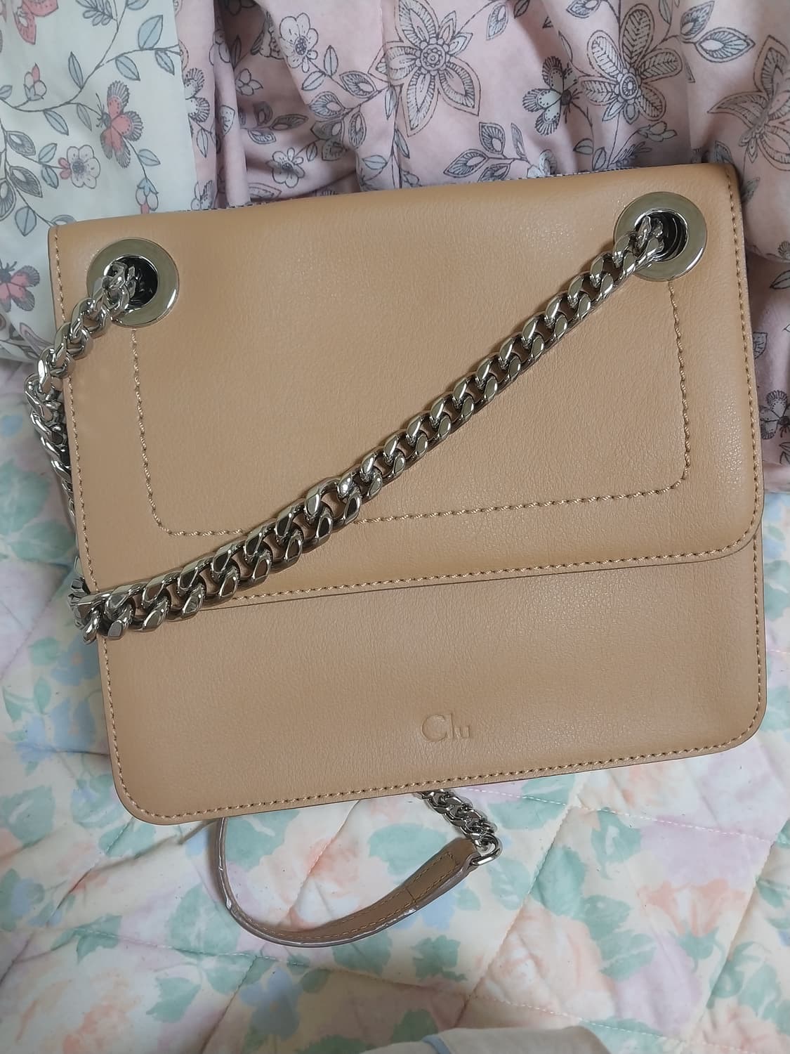 CLU 체인 숄더백 상품이미지3