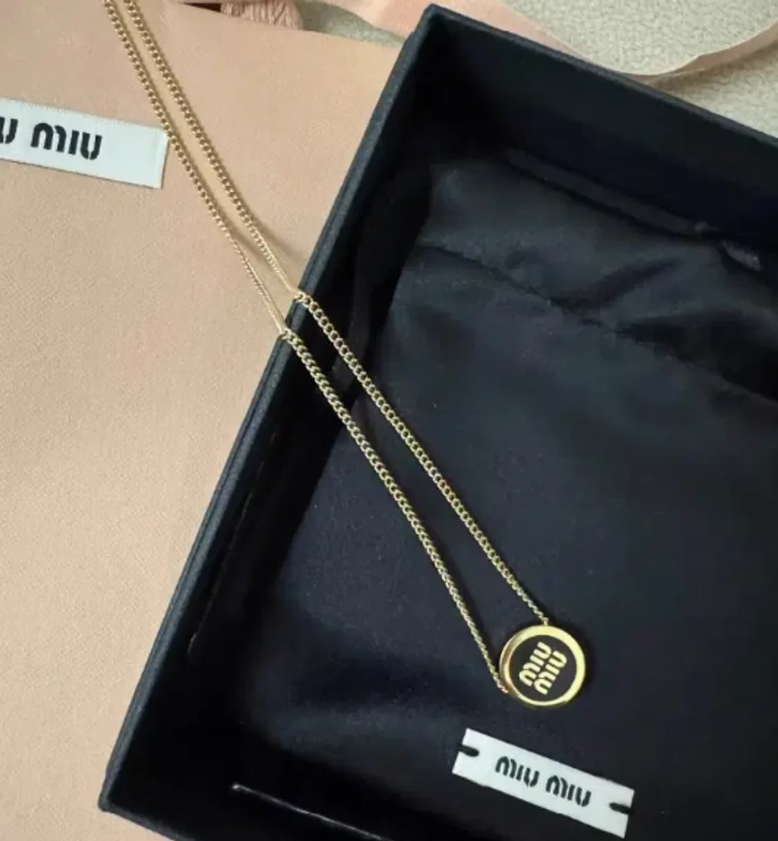 미우미우목걸이 상품이미지2