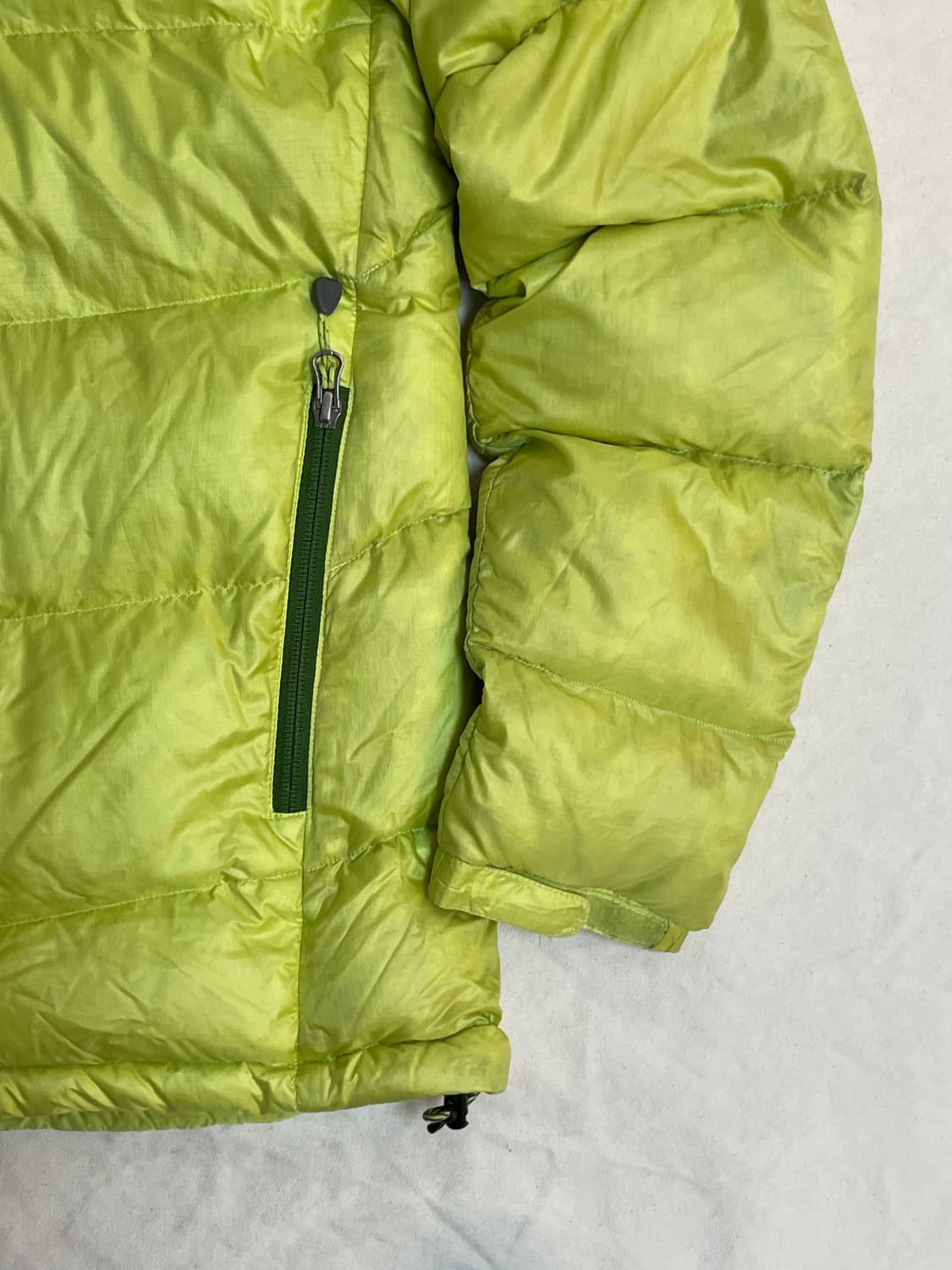 마운틴하드웨어 패딩 상품이미지5