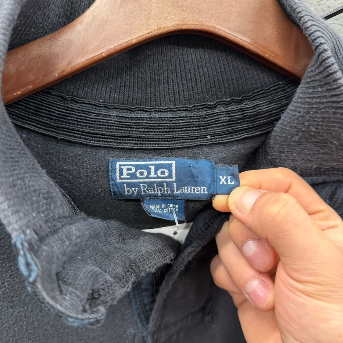 폴로 랄프로렌 코튼 모크넥 니트 포니자수 암패치 디테일 블랙 상품이미지8