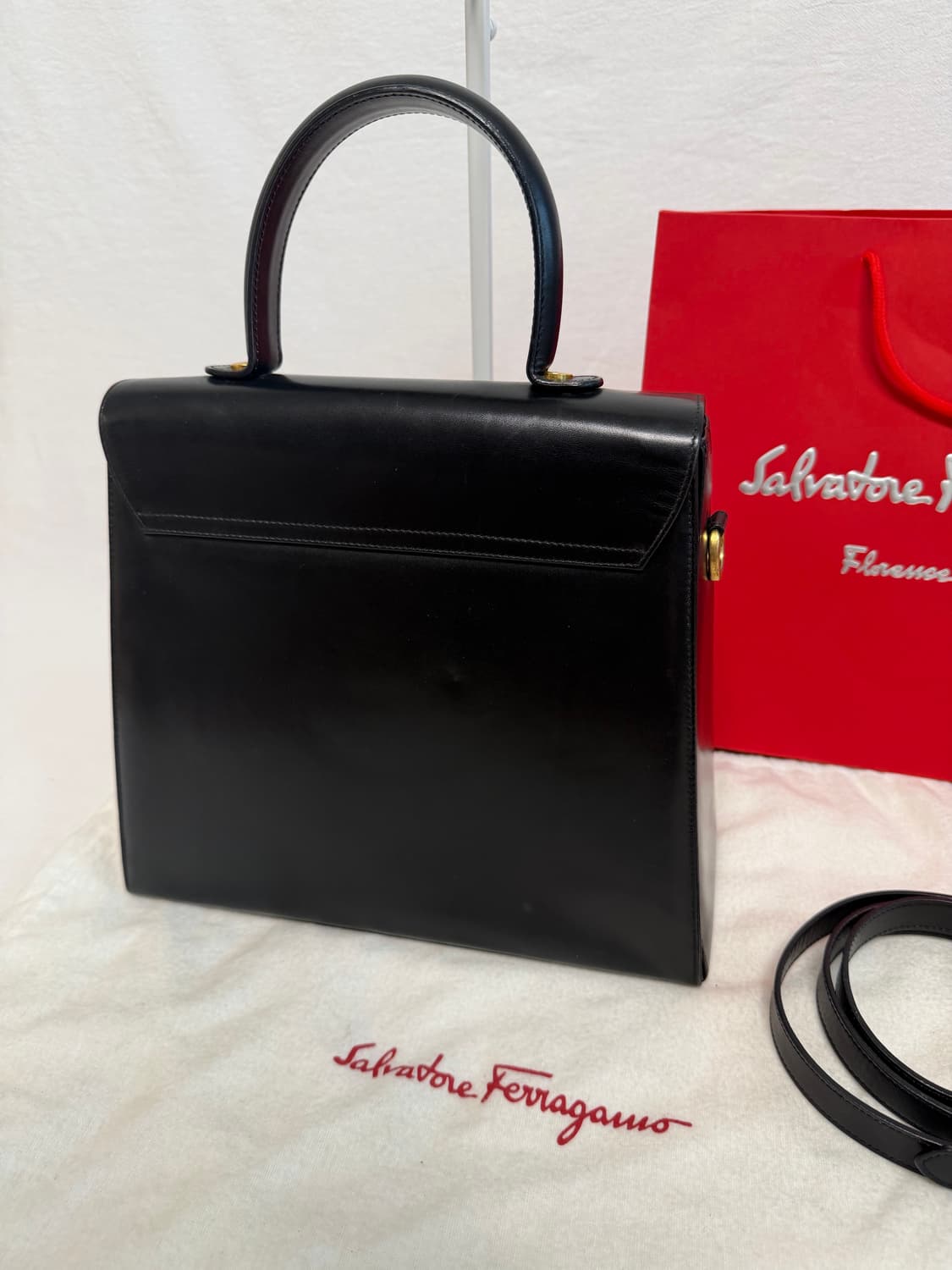 정품 페라가모 블랙 미디움 간치니백 탑핸들백 토트백 핸드백 차정원백 때 상품이미지7