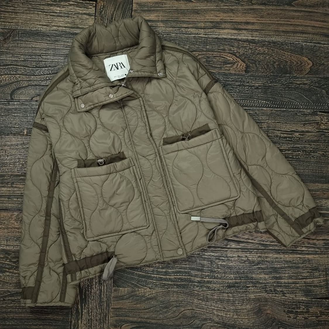 [자라] 라인 바인딩 오버핏 퀄팅 자켓 카키 M16364 상품이미지1