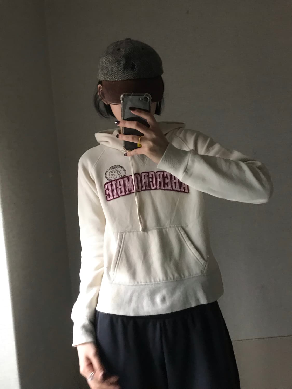 아베크롬비 아이보리 후드티 상품이미지3