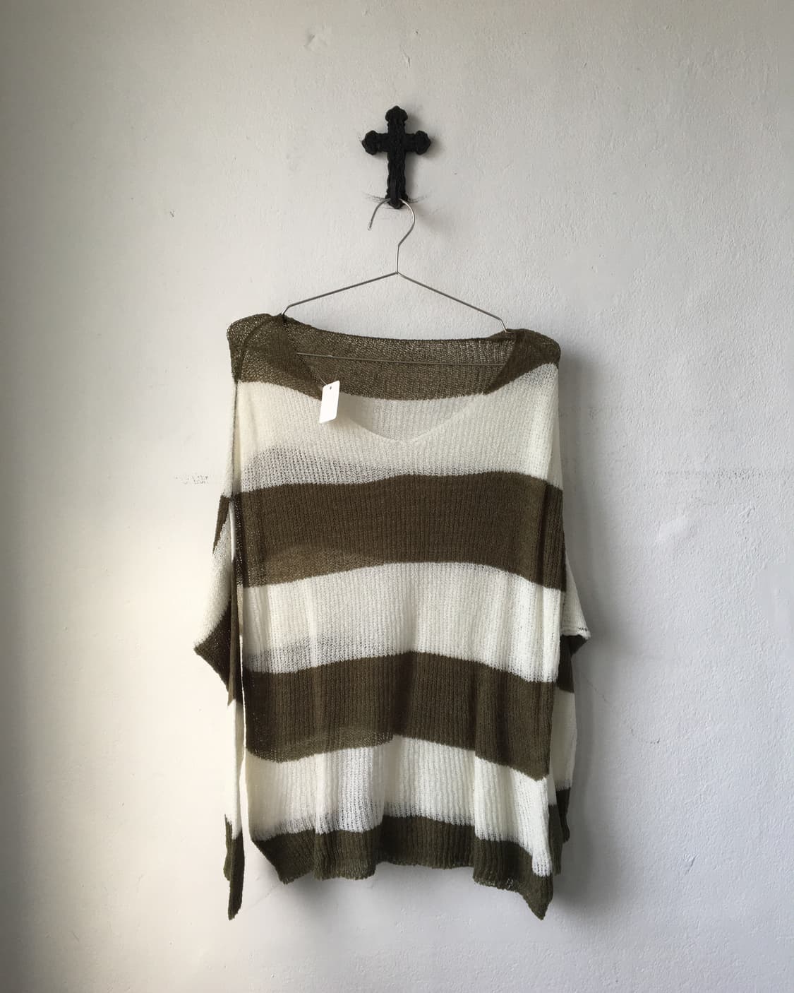 Stripe pattern punching knit 상품이미지2