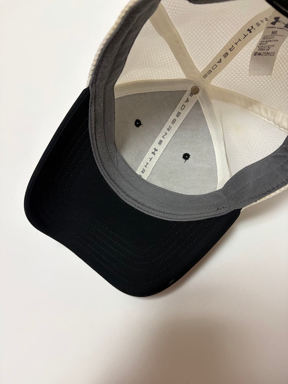 언더아머 메쉬 볼캡 모자 상품이미지5