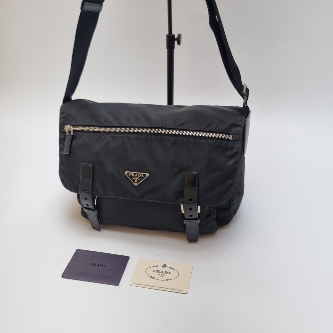 프라다 PRADA 투버클 메신저백 크로스백 남여공용 (신형, 개런티카드) 상품이미지2