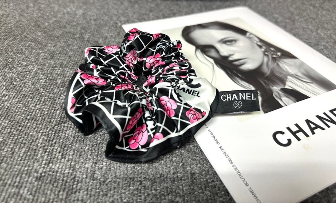 샤넬 까멜리아 핑크 헤어슈슈 상품이미지5