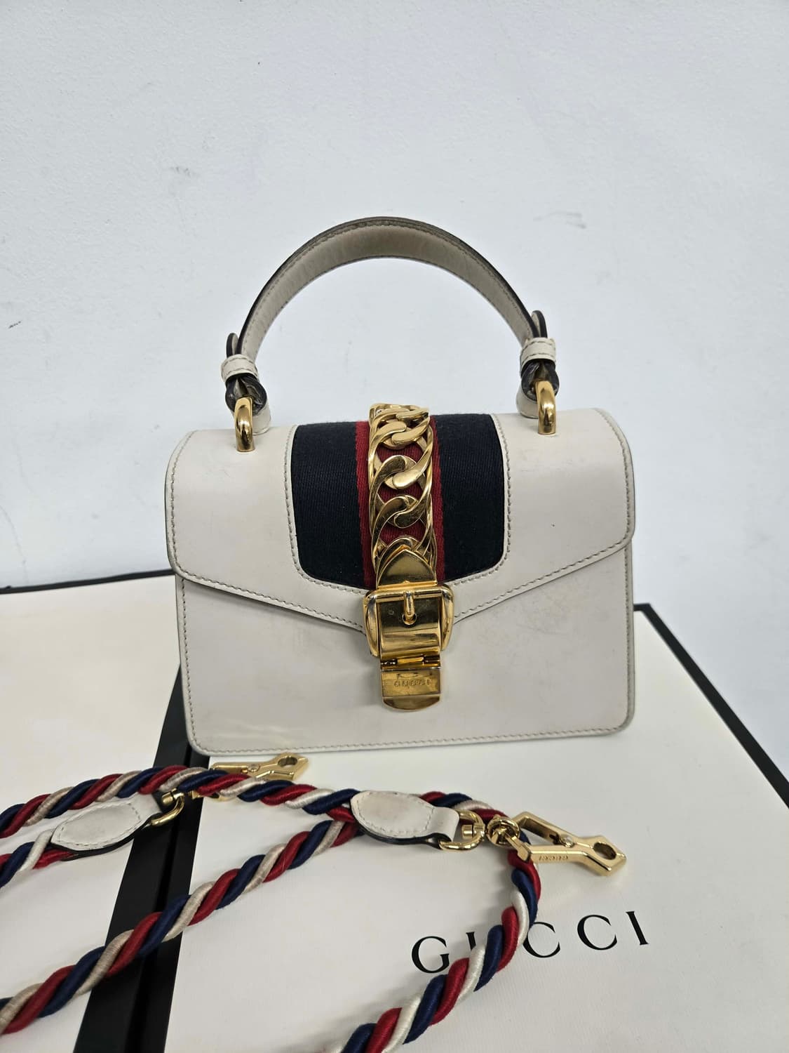 [보증서 정품]구찌 실비백 숄더백 상품이미지8