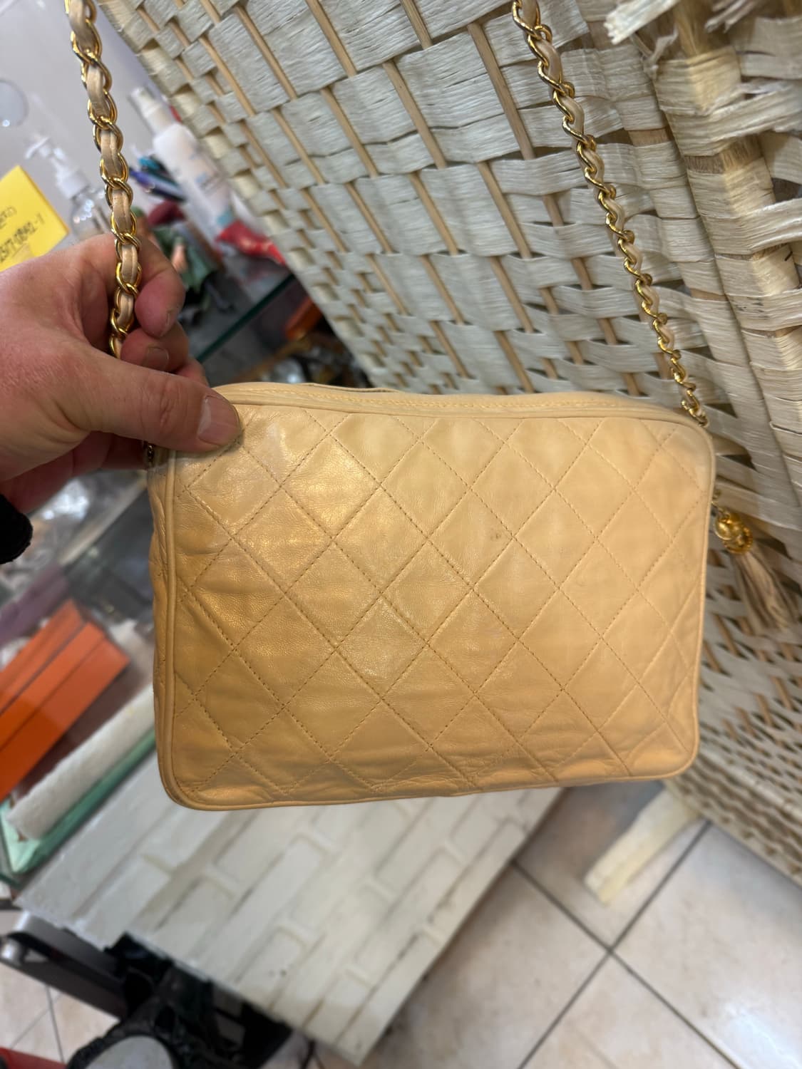 정품 샤넬 램스킨 퀄팅 체인크로스백 팝니다 상품이미지4