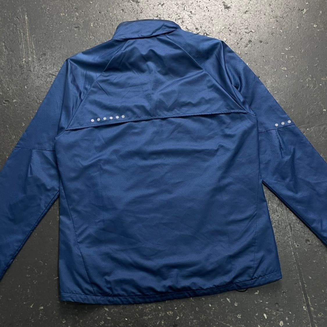 105 나이키 스우시 바람막이  상품이미지5