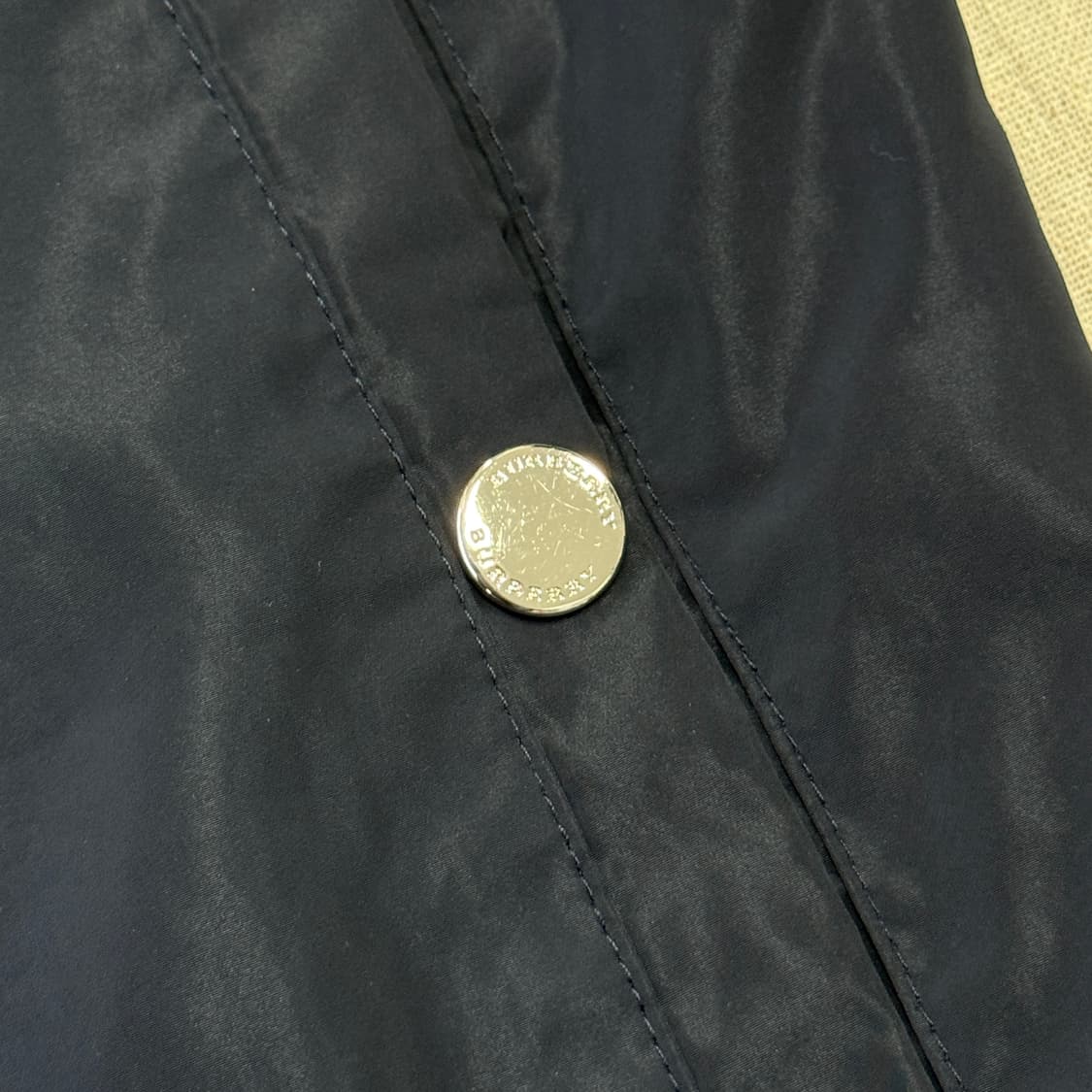 버버리 나일론 자수 투웨이 블루종 XL 상품이미지6