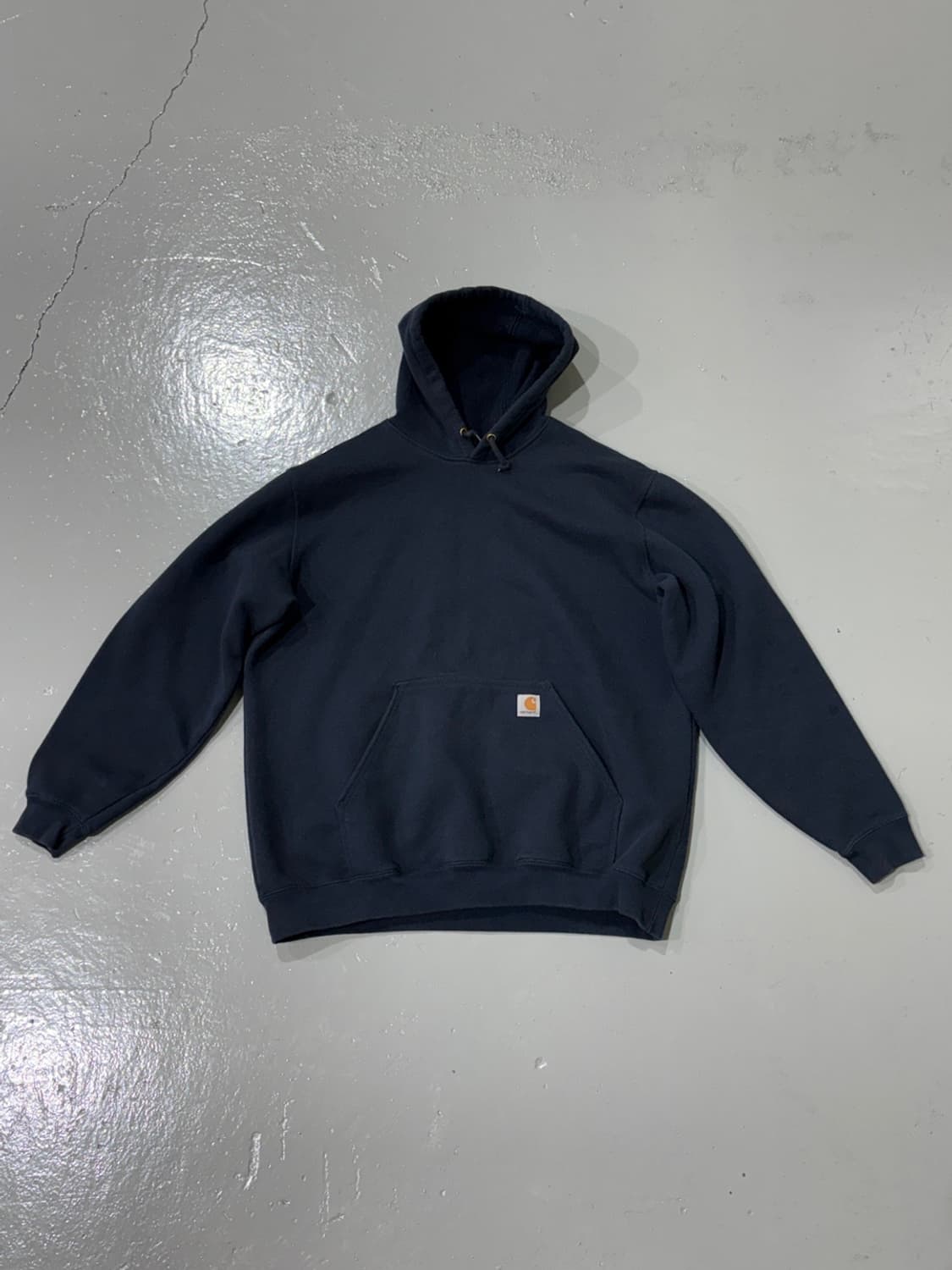 칼하트 네이비 후드티 상품이미지1