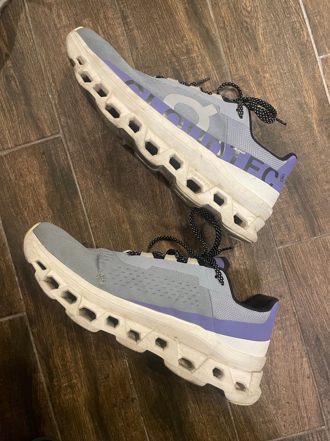 옴 런닝 클라우드 몬스터 285 상품이미지2