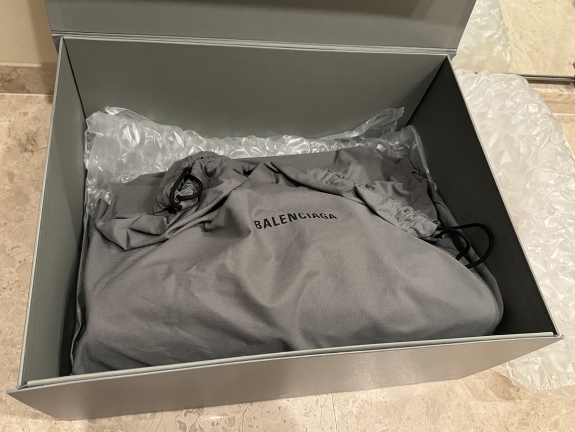 발렌시아가 클래식 모터크로스 메탈 플레이트 시티 백 상품이미지7