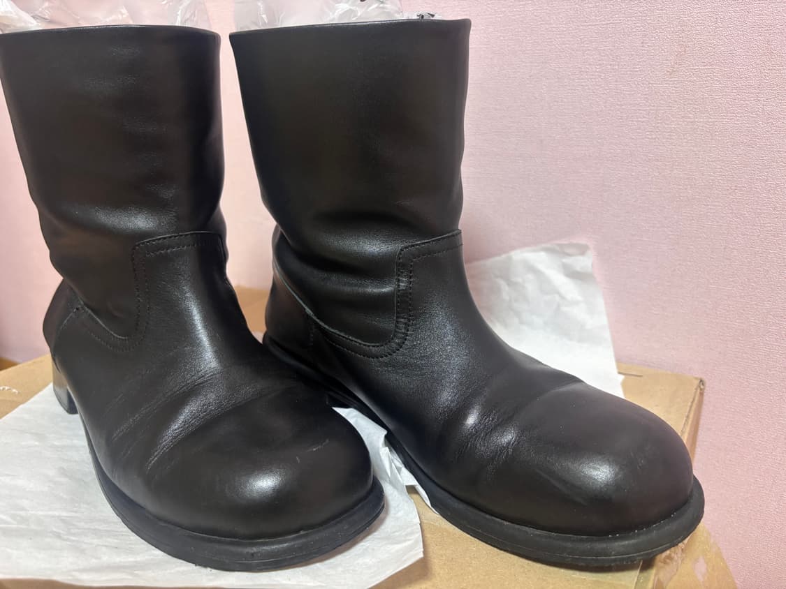 로서울 Around ankle boots Black 앵클부츠 / 미들부츠 상품이미지4