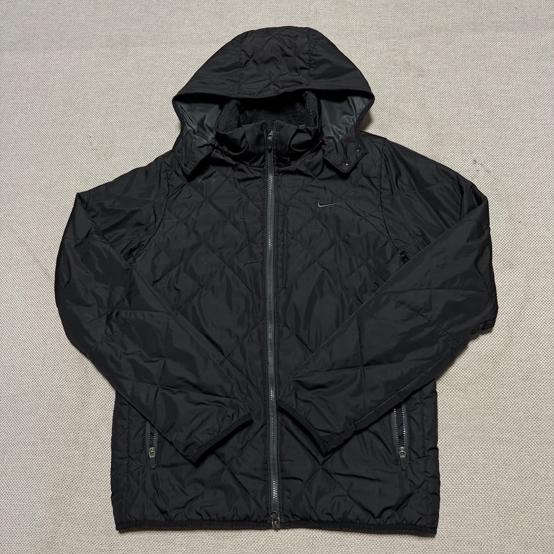 나이키 퀼팅 후드 경량패딩 상품이미지1