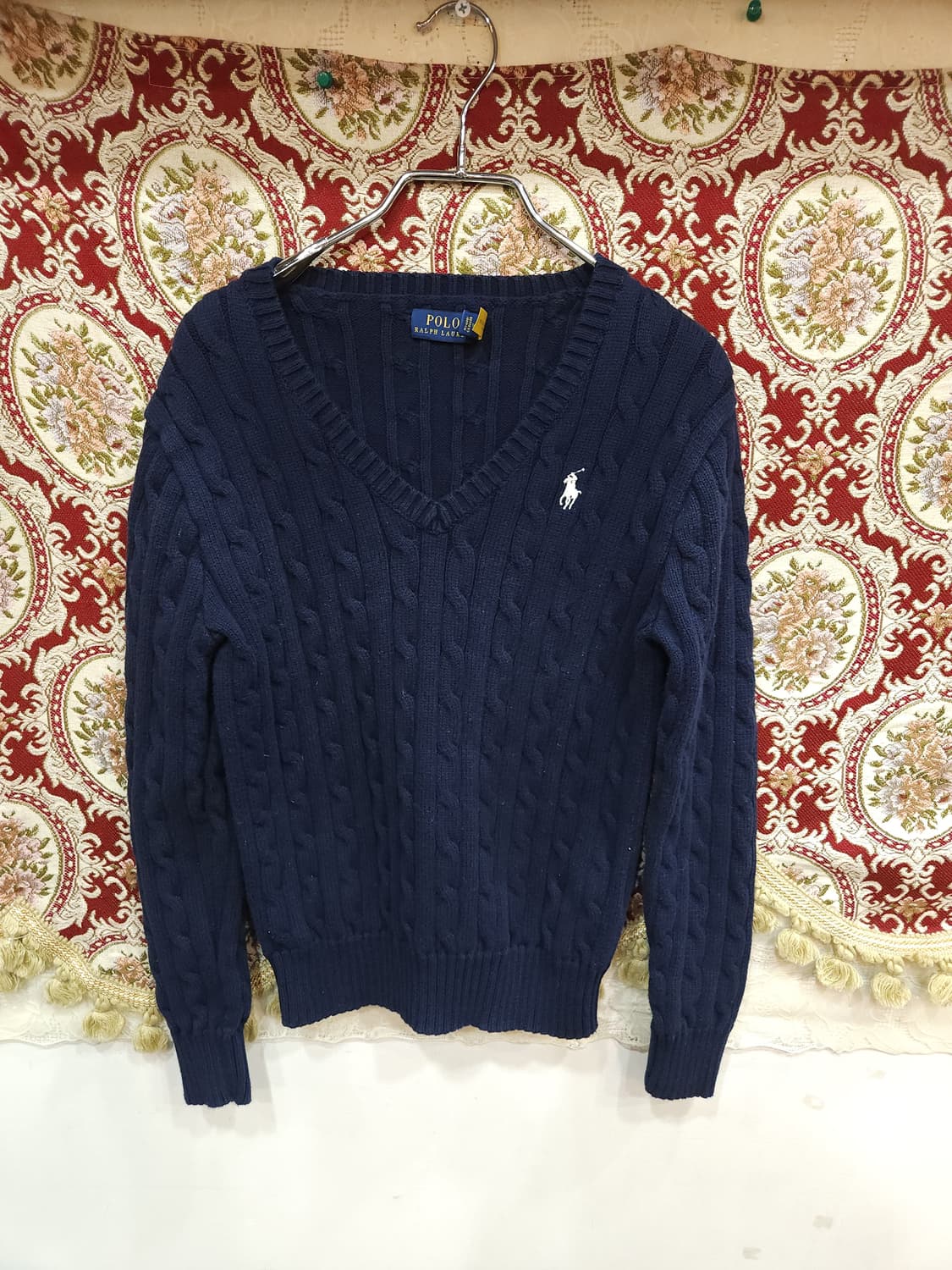 폴로 랄프로렌 네이비 케이블 코튼 브이넥 니트
​
 상품이미지2