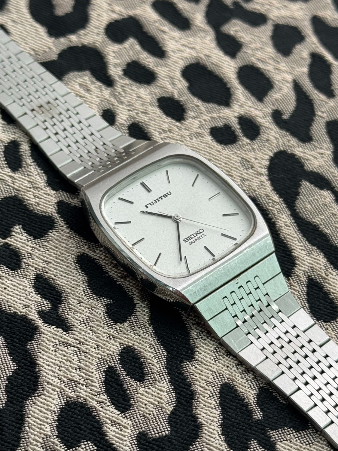80s 빈티지 세이코 후지쯔 쿼츠  상품이미지3