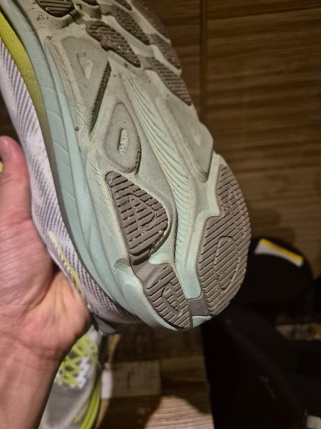 호카 클리프톤9 고어텍스 GTX 러닝화 상품이미지9