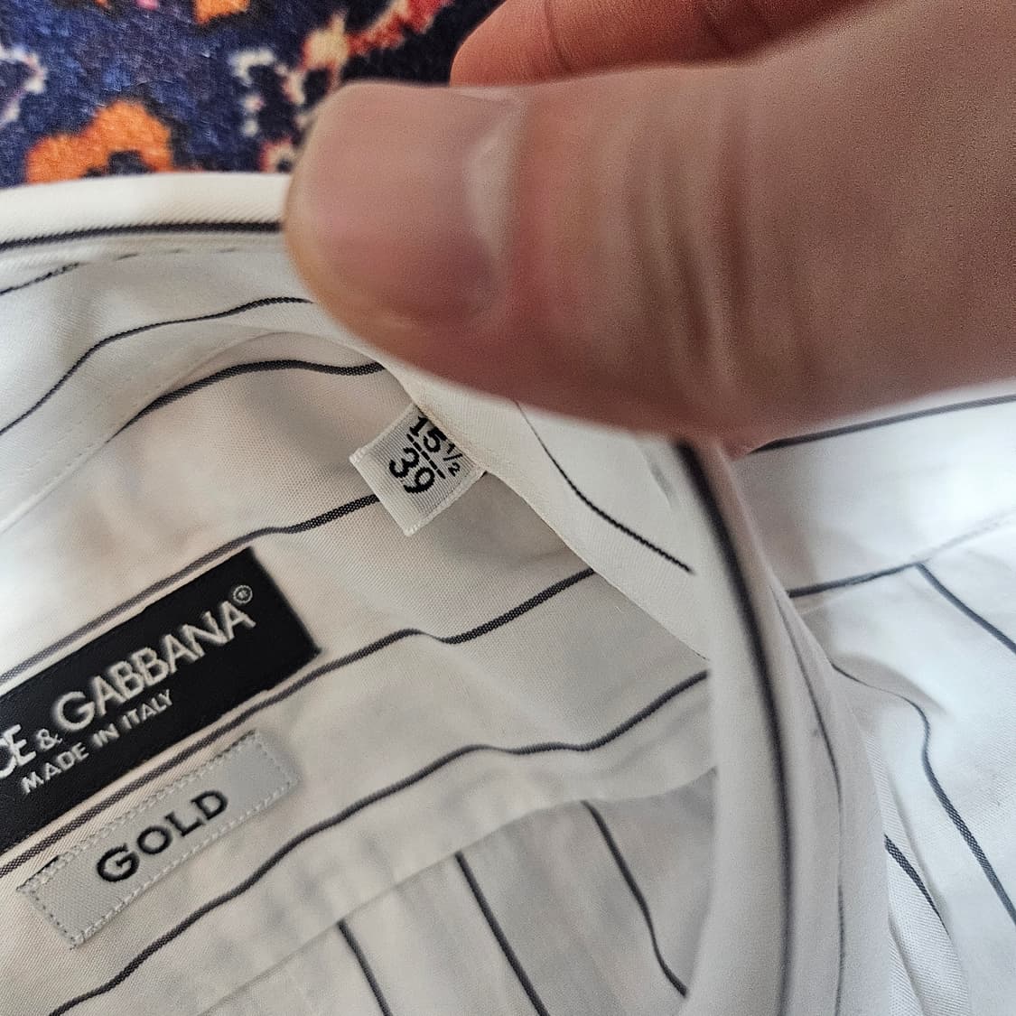 돌체앤가바나 골드핏 화이트 스트라이프 팔 DG로고 셔츠 상품이미지8