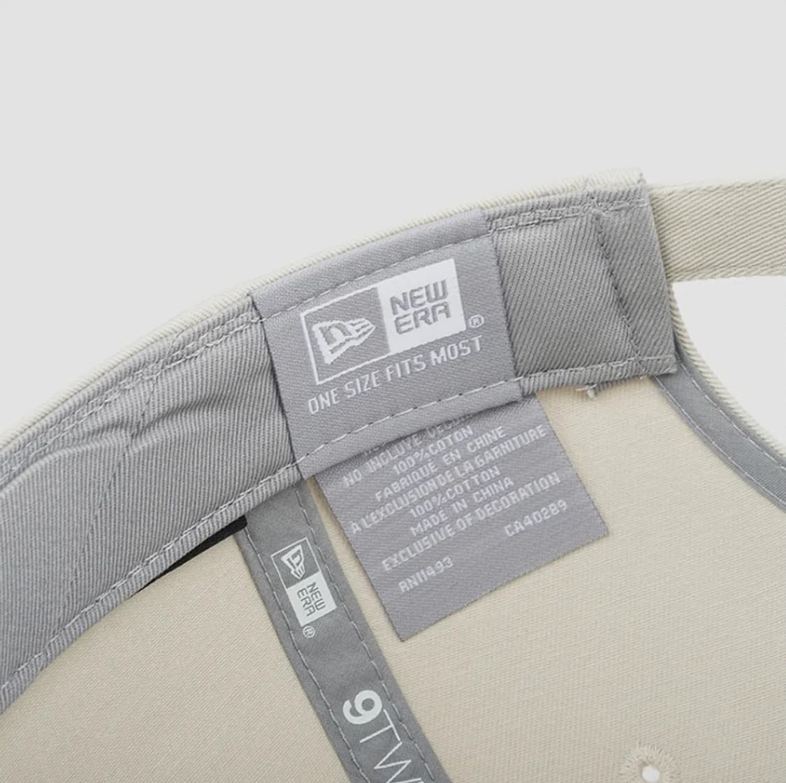 (새제품) 발란사 X 뉴에라 볼캡 모자 판매 상품이미지3