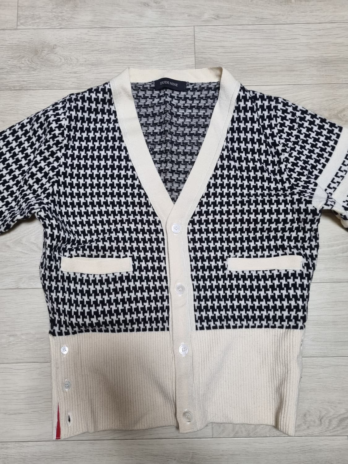 듀드나인 하운드투스 가디건 s사이즈 상품이미지1
