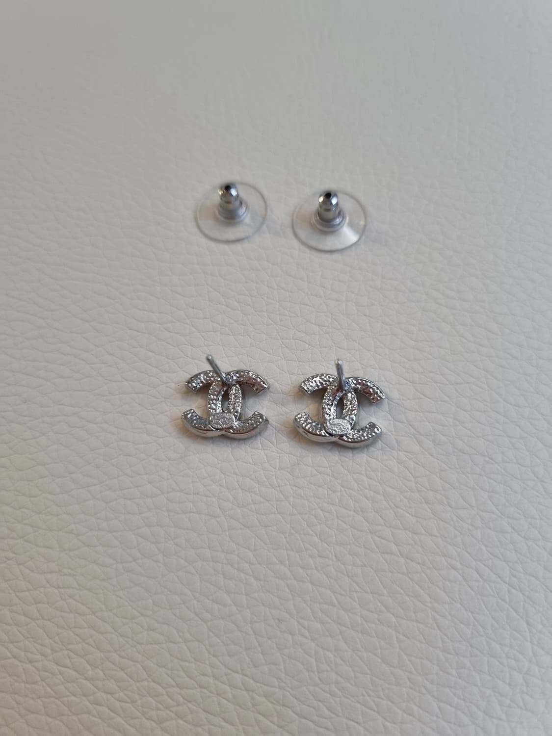 샤넬 실버보석CC 귀걸이 실버 업사이클링 상품이미지7