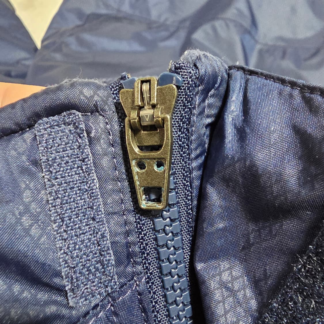 (105)아디다스 레알마드리드 스타디움 자켓 패딩 상품이미지5