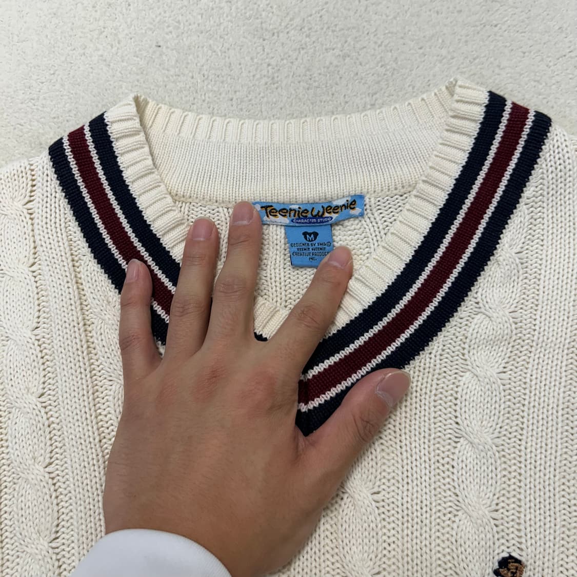 Teenie Weenie ivory V-neck knit 상품이미지6