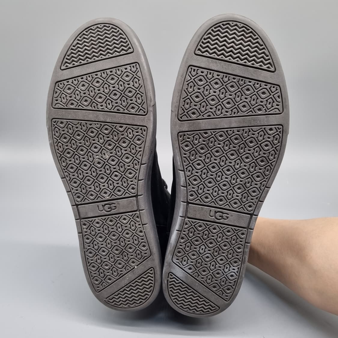 어그 UGG 남성하이탑270 상품이미지3