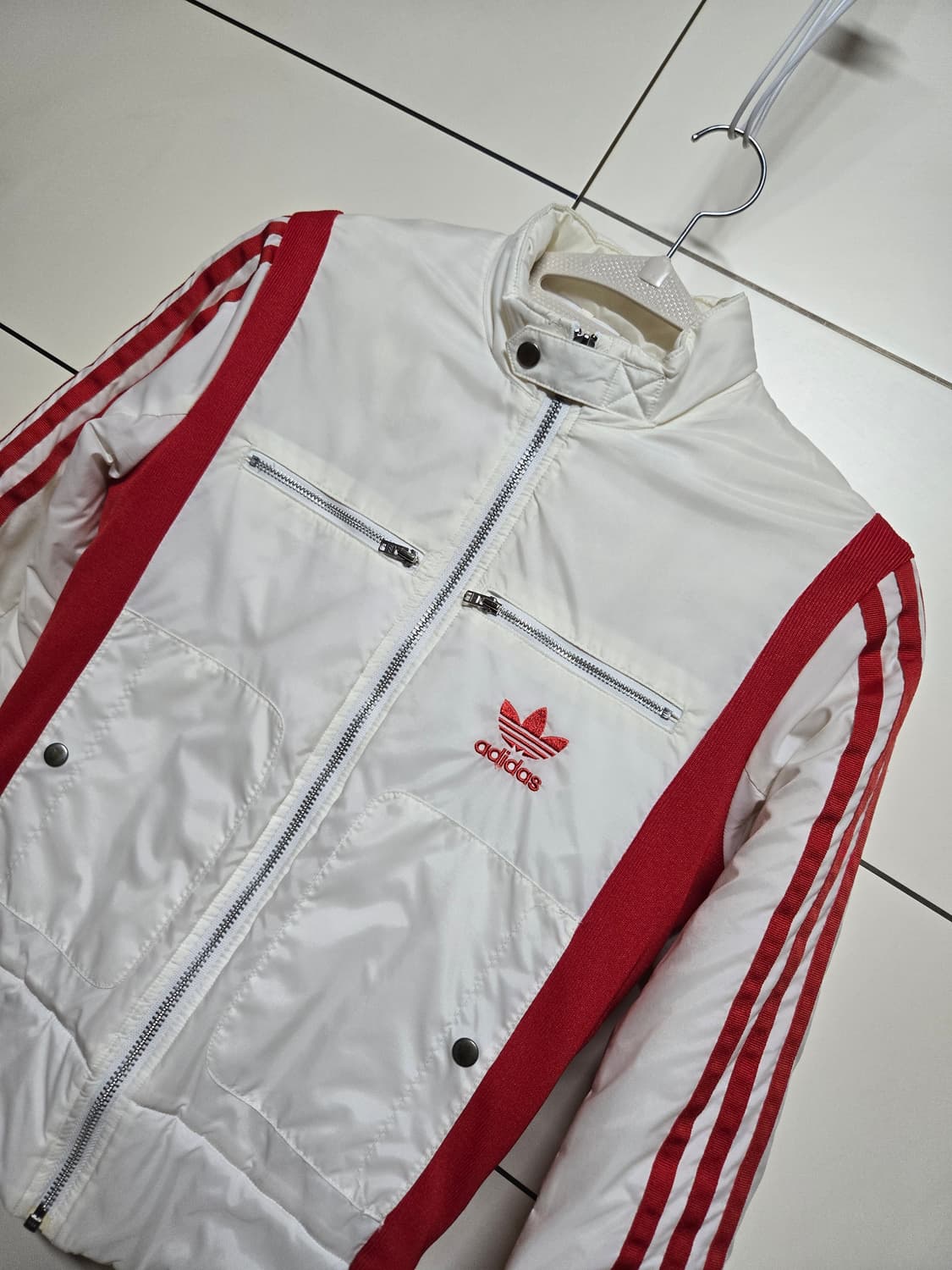 아디다스 월드스쿨  흰빨 패딩 레이싱 자켓 상품이미지1