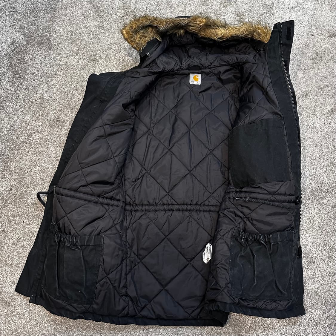 칼하트 시베리안 누빔 파카M 상품이미지5