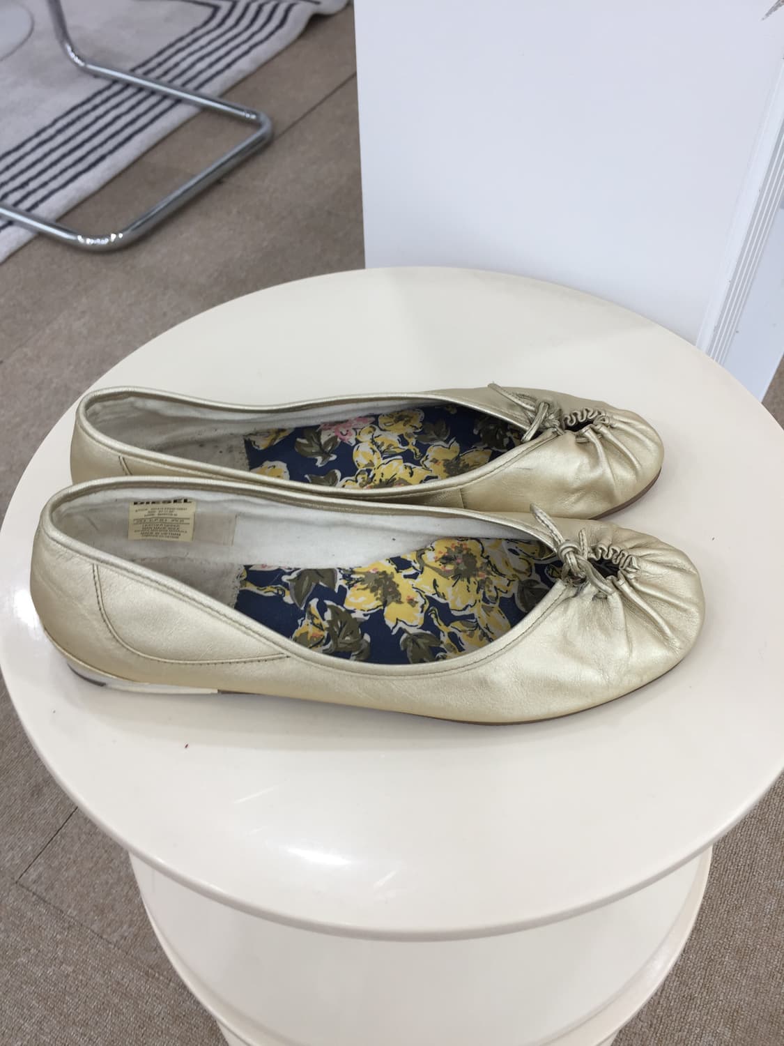 DIESEL 디젤 플라워 플랫슈즈 상품이미지2