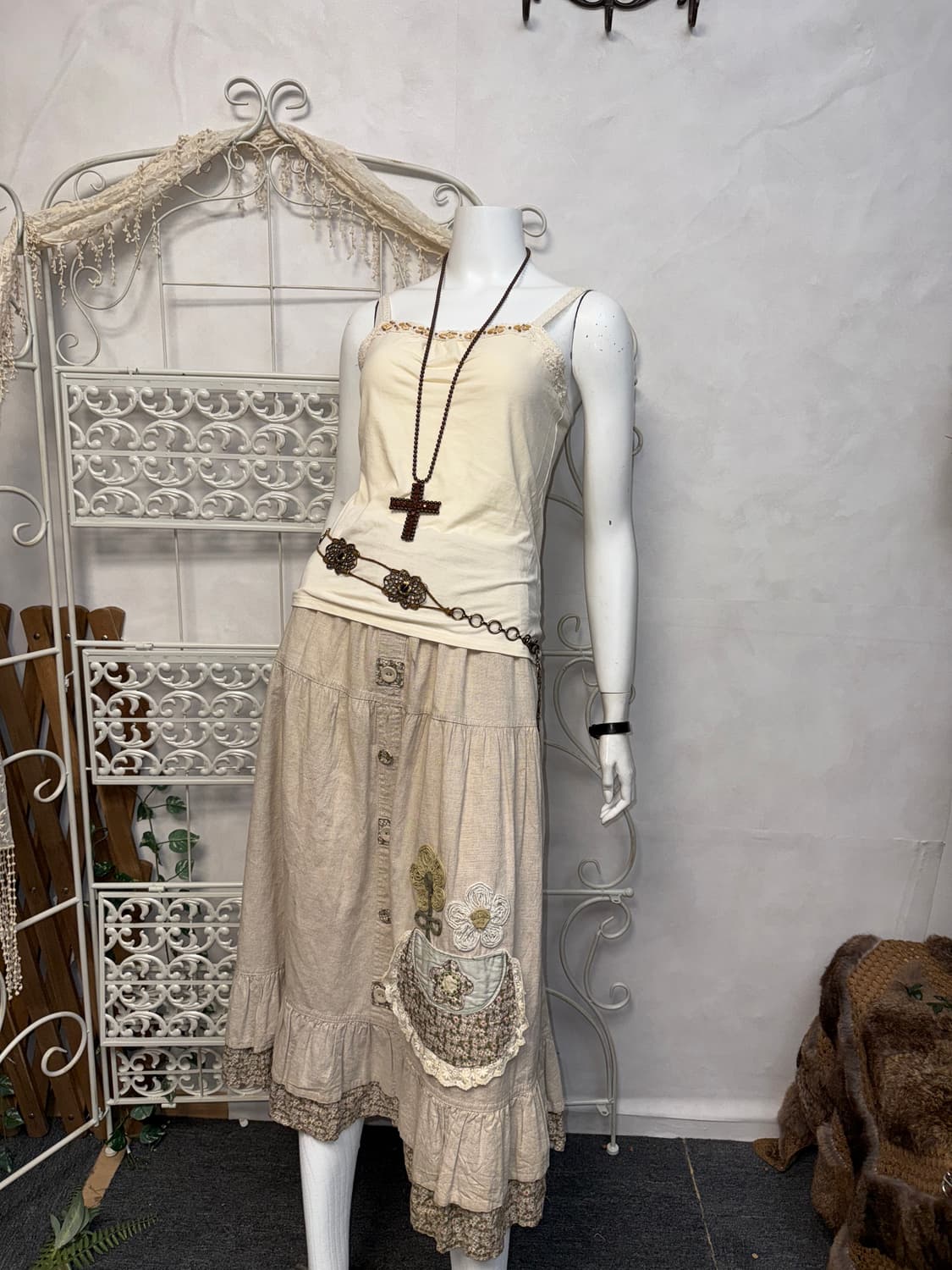 Ivory wood beads detail cotton 슬리브리스 상품이미지4