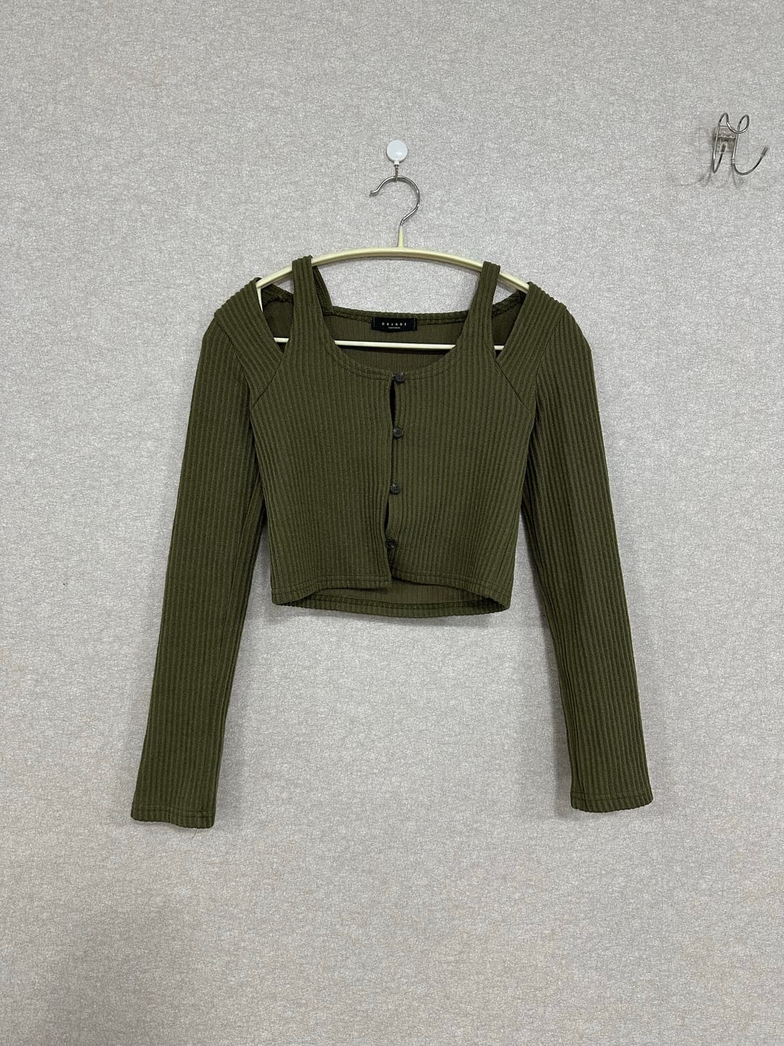 카키 크롭 니트  상품이미지2