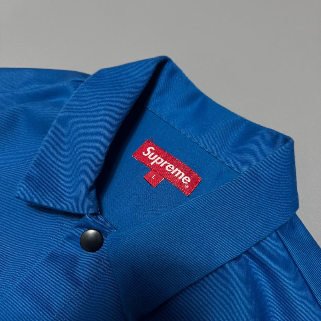 슈프림(SUPREME) 19ss 블루 스몰박스 로고 스냅 프론트 자켓 상품이미지3