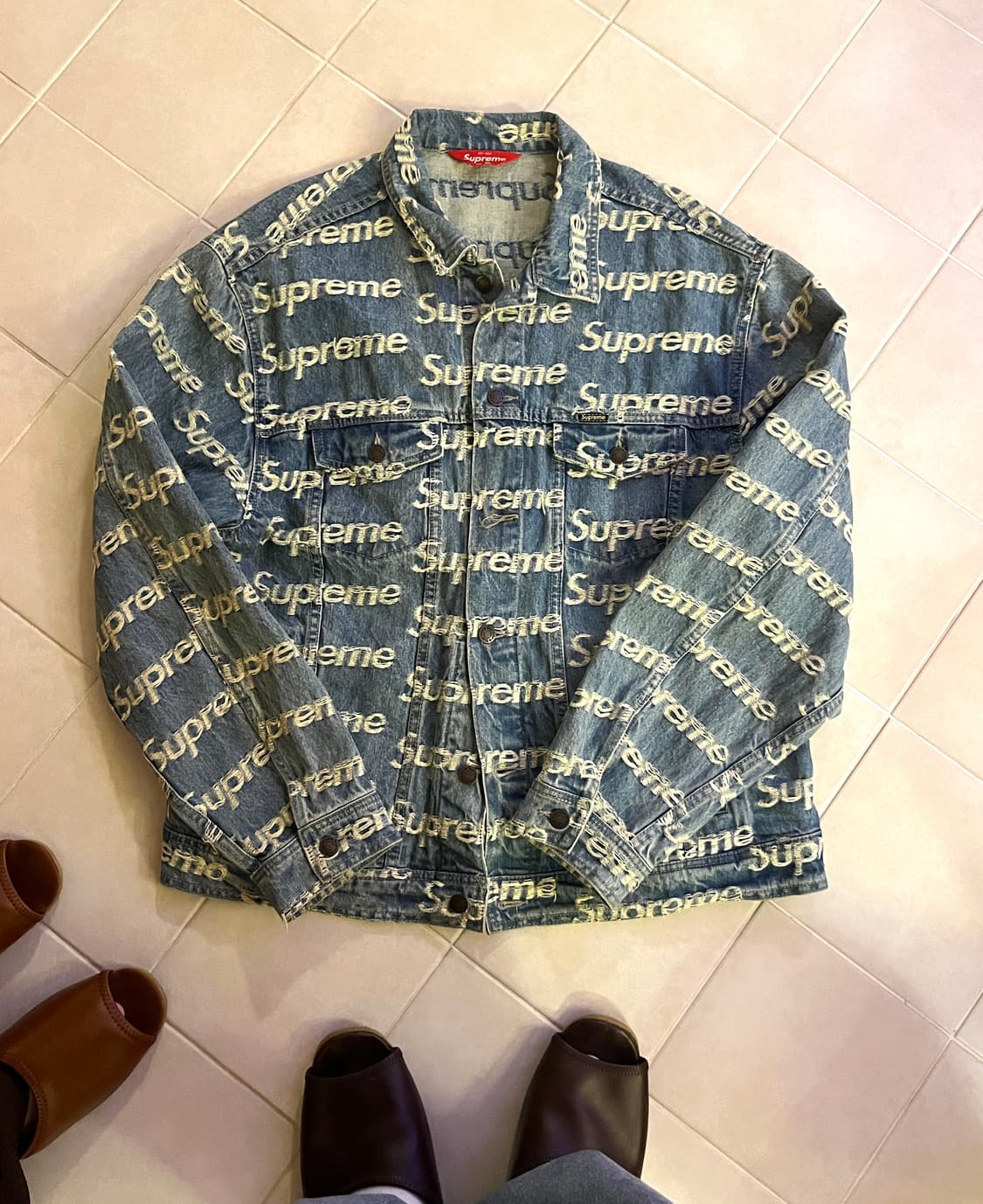 슈프림 프레이드 데님 자켓 상품이미지2