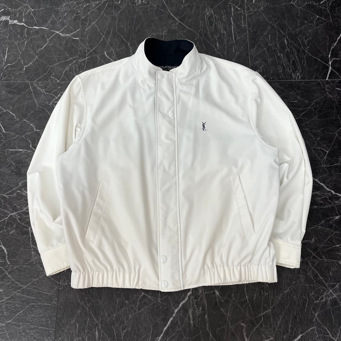 입생로랑 로고 화이트 폴리쉘 블루종 집업자켓 상품이미지1