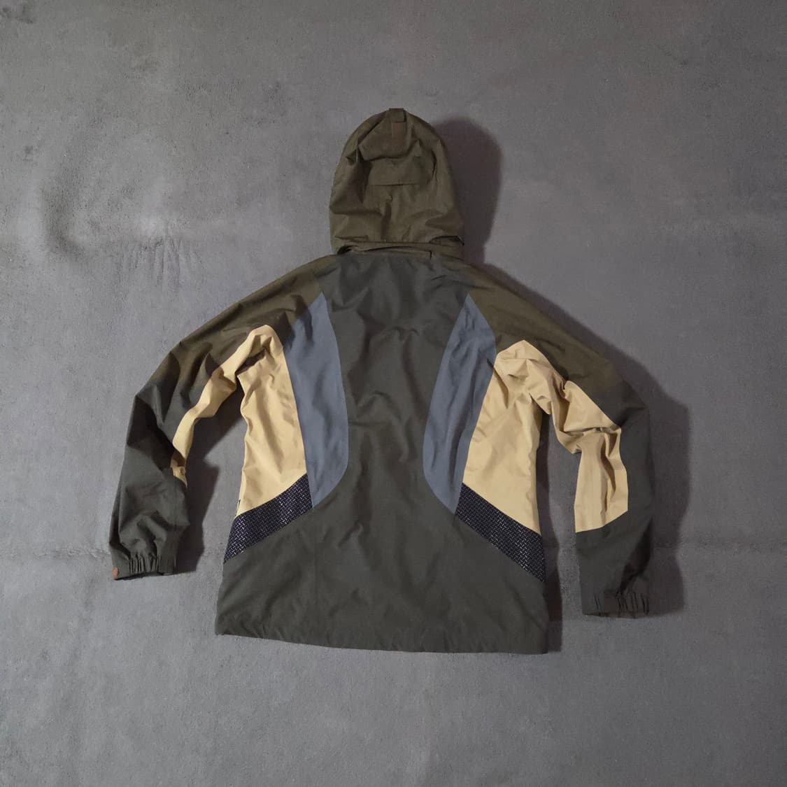 디스커버리 고어텍스 방수 자켓 바람막이 100 L 상품이미지2